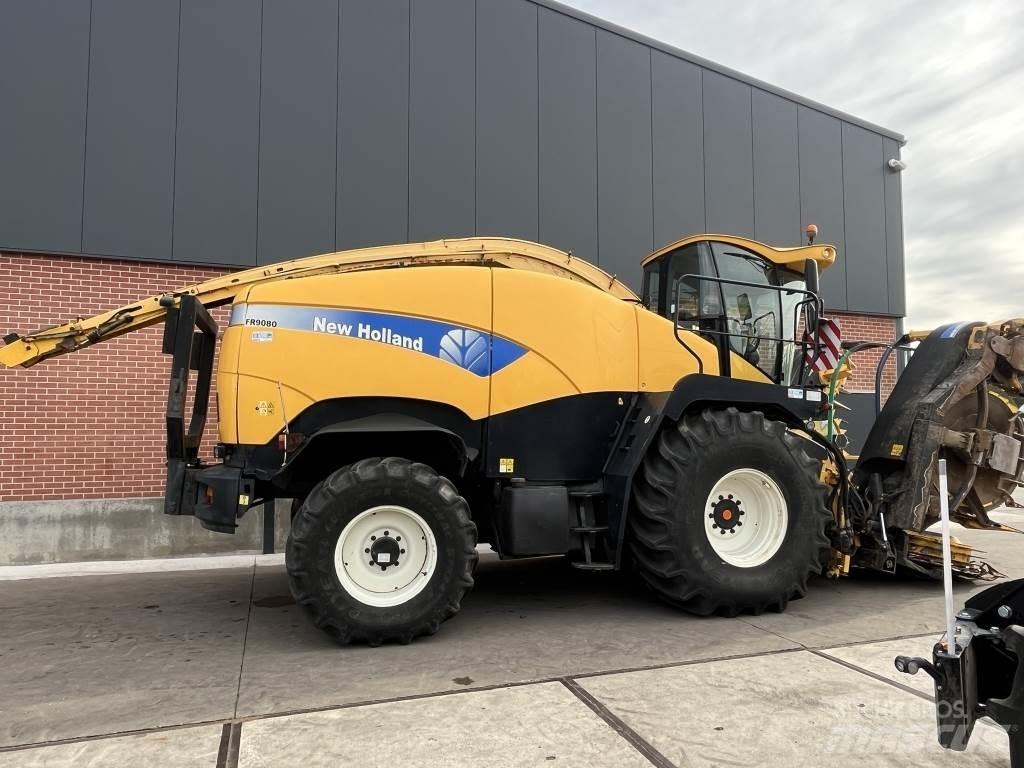 New Holland FR9080 Самоходни фуражири
