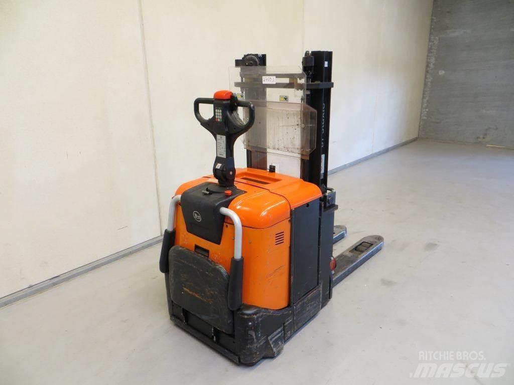 BT SPE125 Самоходни товарачи