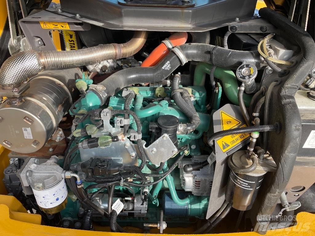 Volvo L30GS Мини товарачи