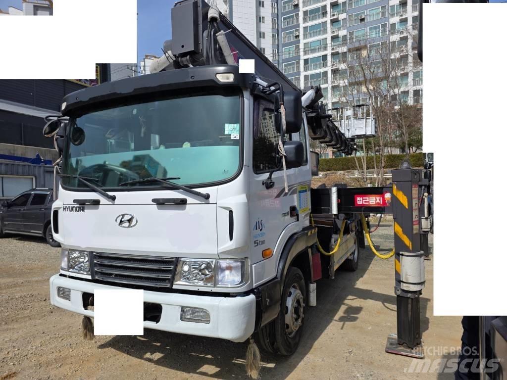 Hyundai HS3870 Моторизирани платформи с талига