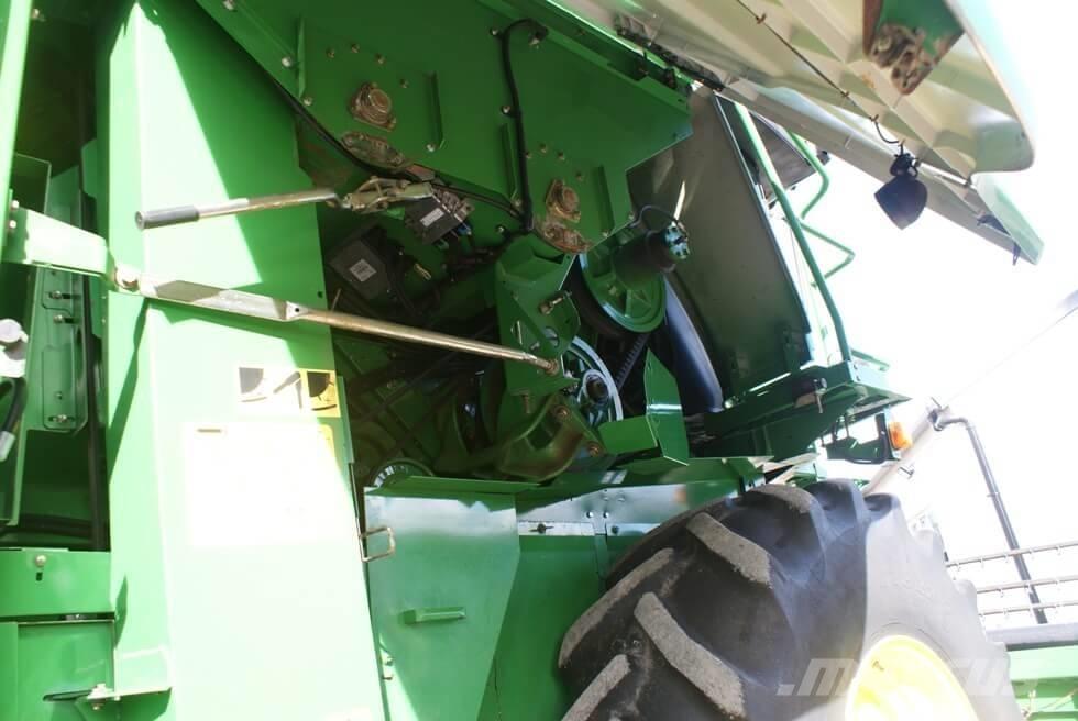 John Deere T 550 Комбайни