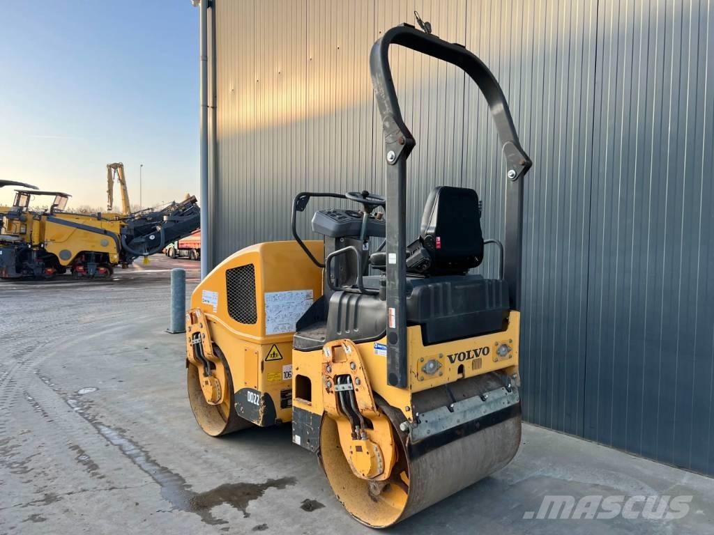 Volvo DD22 Двойни барабанни ролки
