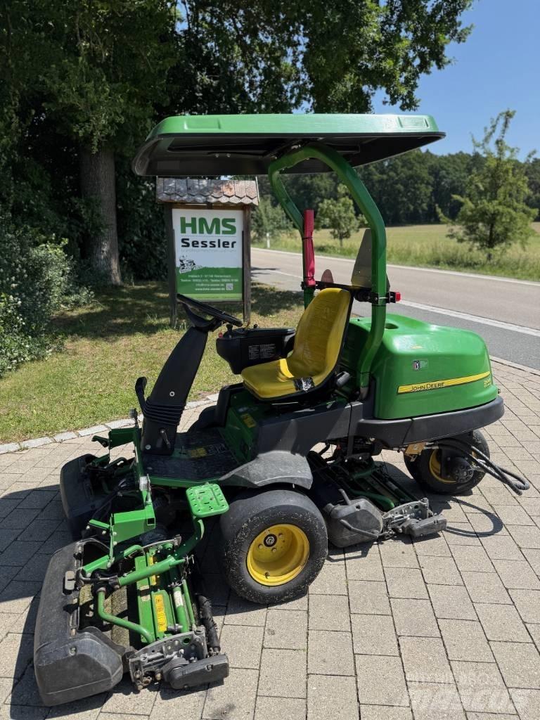 John Deere 2500 E Косачки за Greens