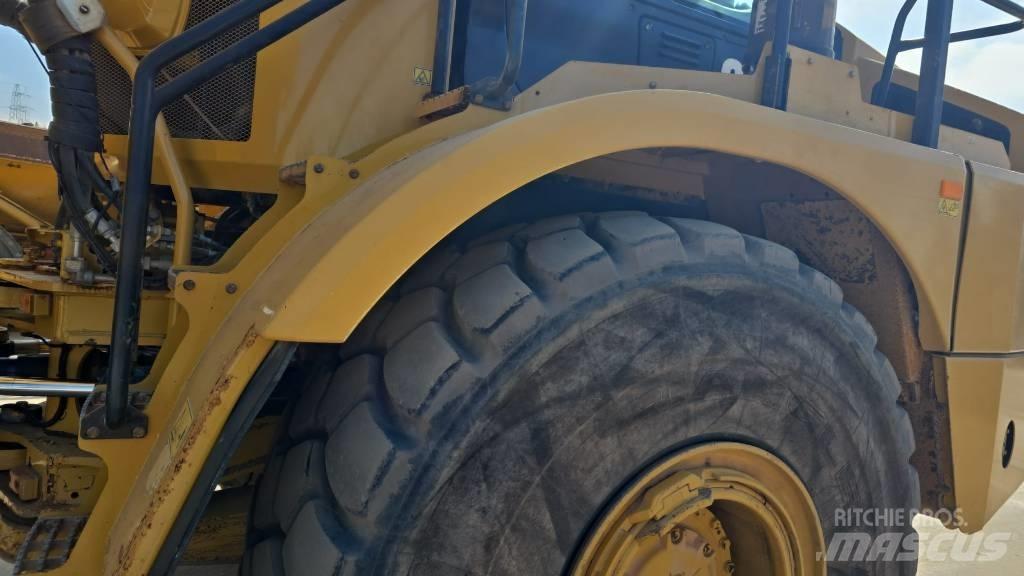 CAT 745 Дъмпери/моторни превозни средства