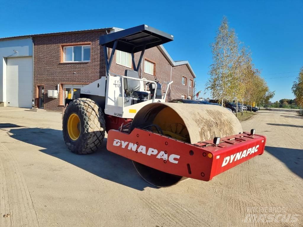 Dynapac CA 2500 Еднобарабанни ролки

