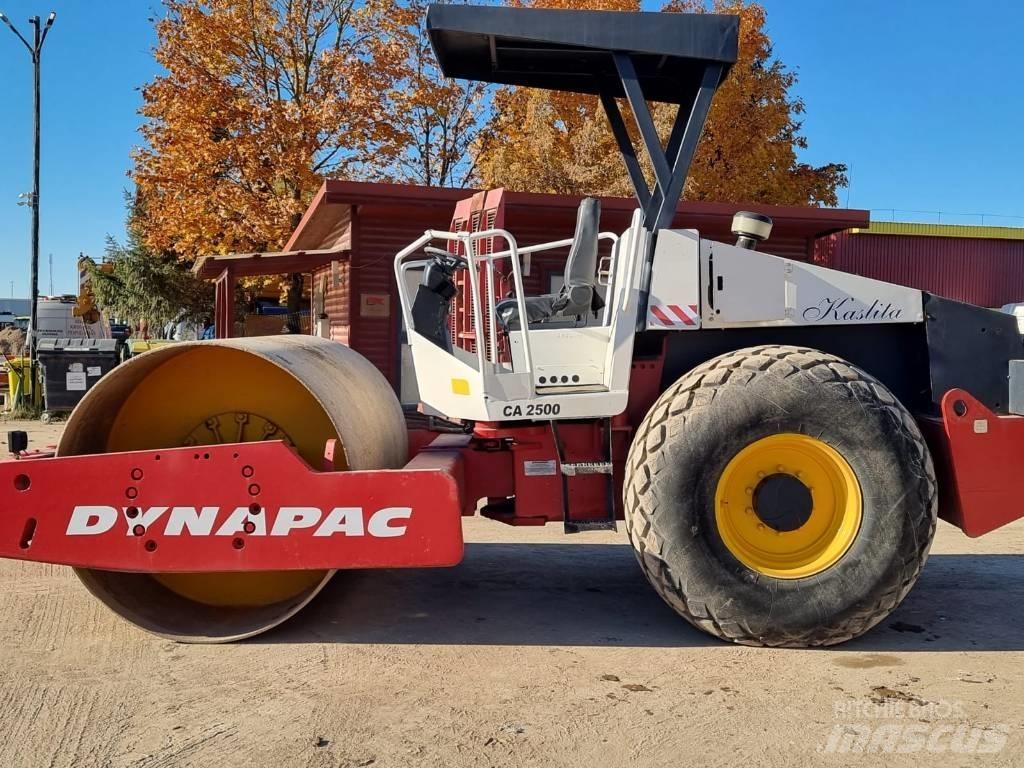Dynapac CA 2500 Еднобарабанни ролки
