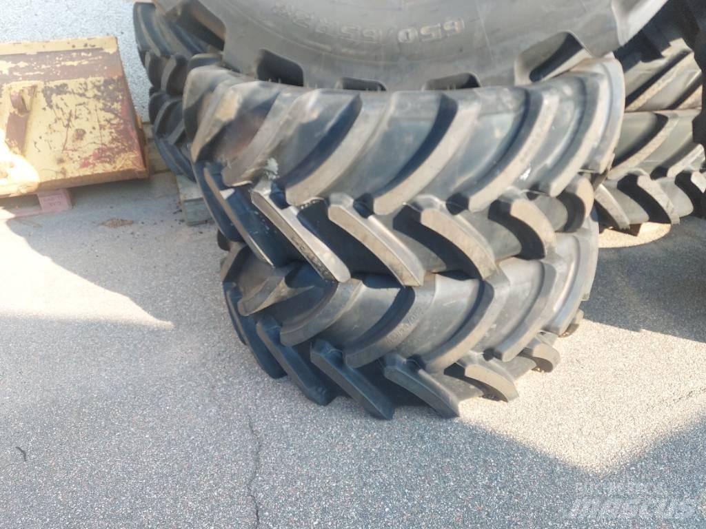 Michelin 440/65-R28 Колелета/Гуми