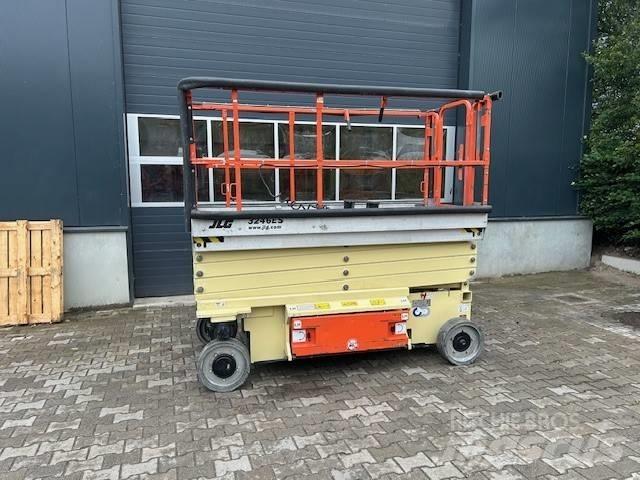 JLG 3246 ES Ножични работни платформи