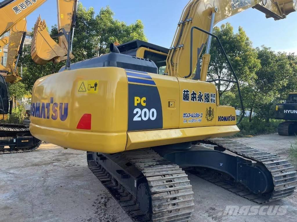 Komatsu PC 200-8 Верижен екскаватор