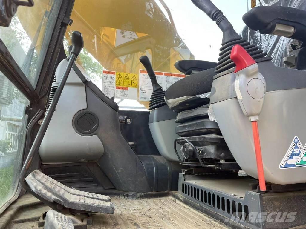 Komatsu PC 200-8 Верижен екскаватор