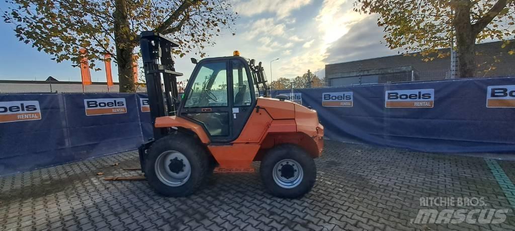 Manitou M30-4 Дизелови камиони
