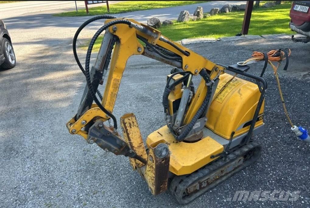 Brokk 40 Багери за разрушаване
