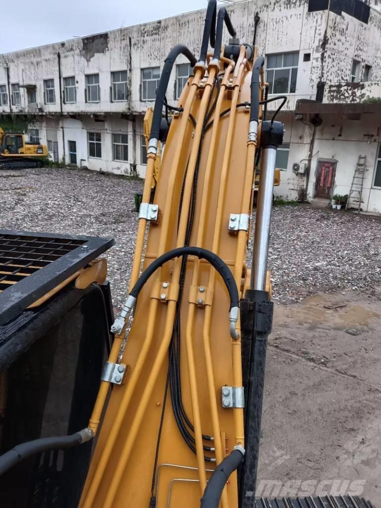 CAT 324 D L Верижен екскаватор