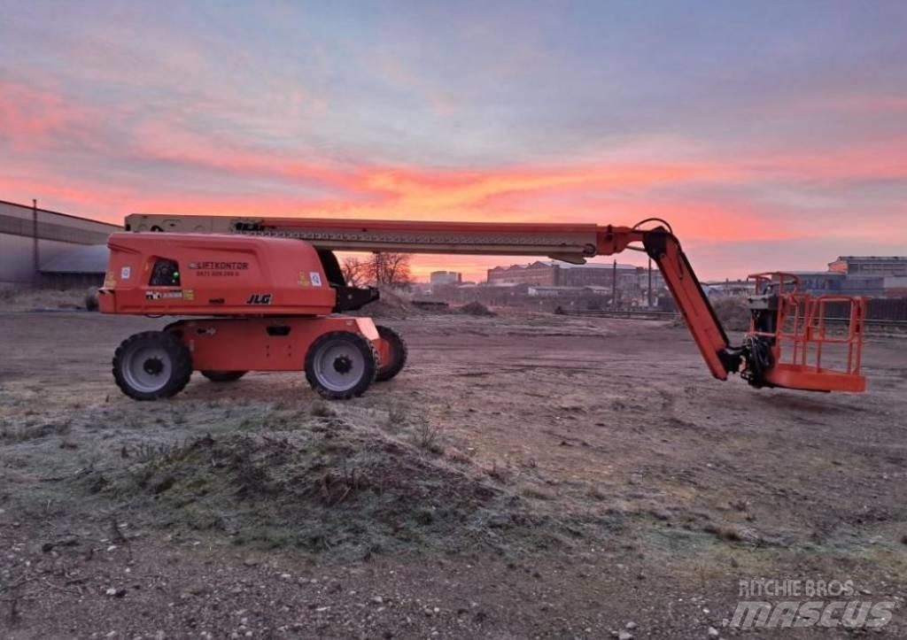 JLG 660 SJ - 340 kg Телескопични повдигачи
