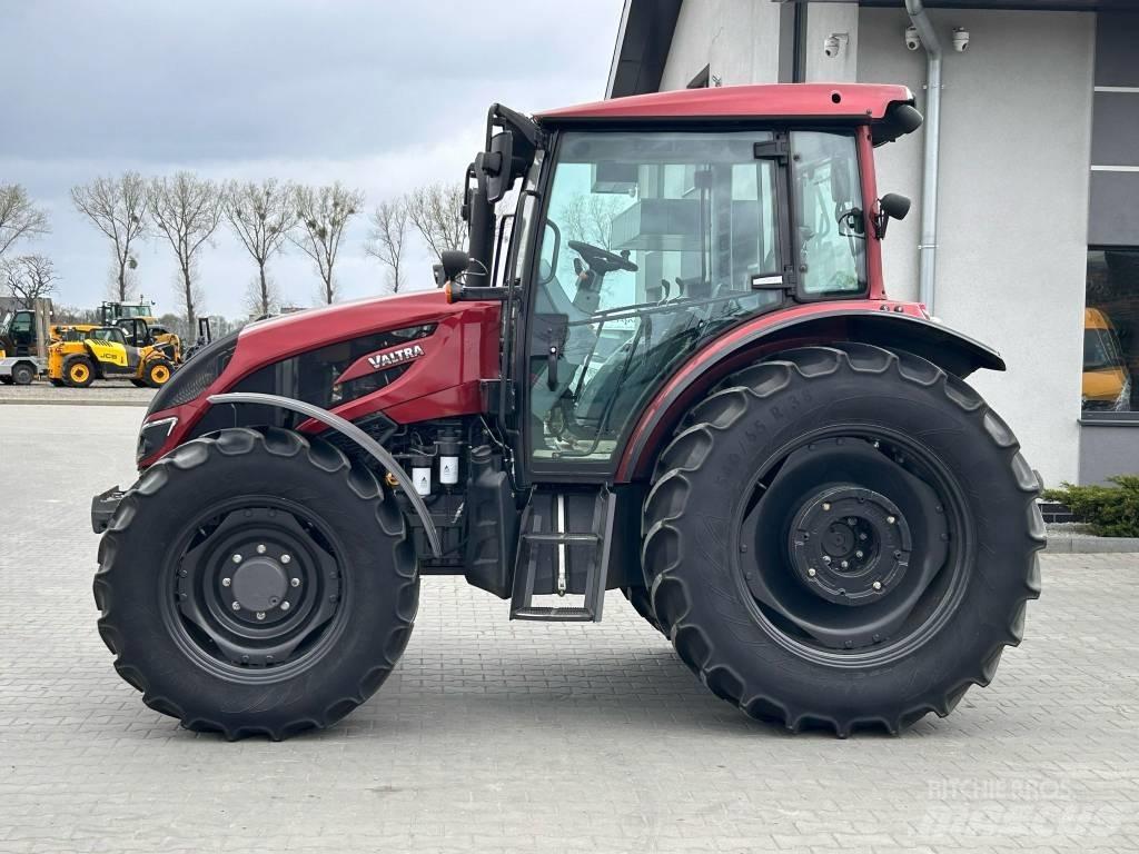 Valtra A 104 Трактори