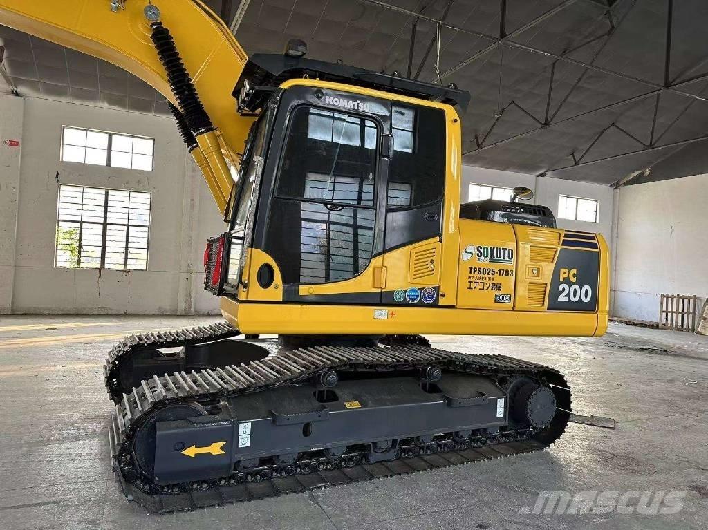 Komatsu PC 200-8 Верижен екскаватор