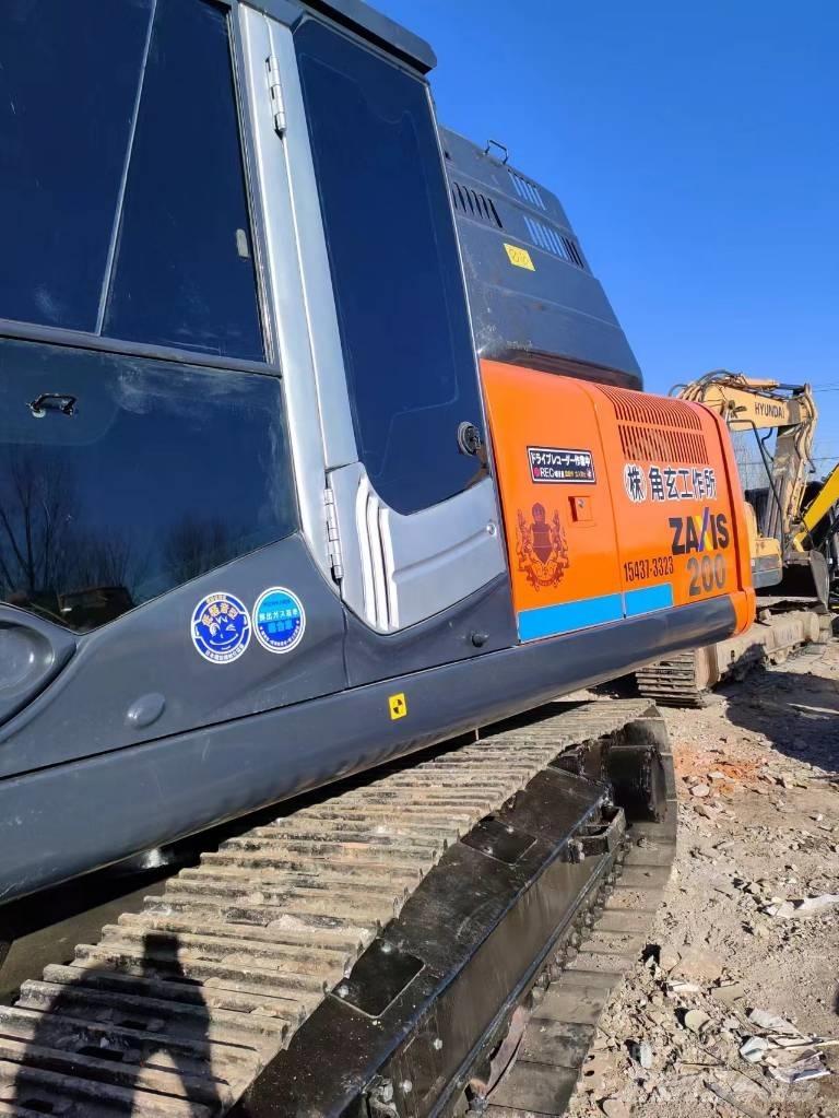 Hitachi ZX 200 Верижен екскаватор
