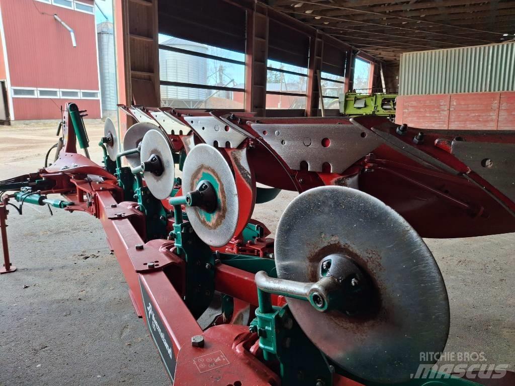 Kverneland ED85 Реверсивни плугове