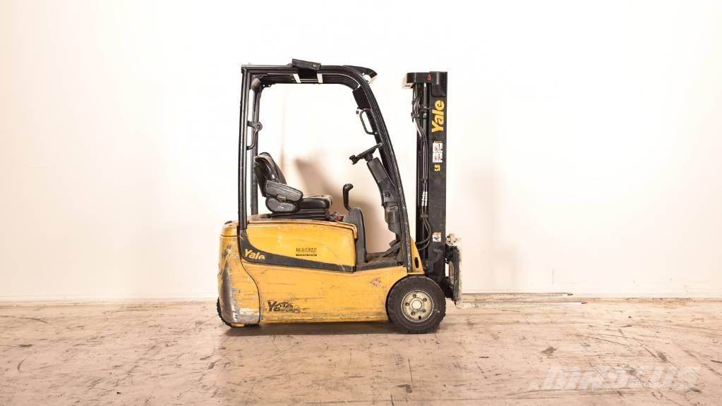 Yale ERP20VT-MWB Електрически вилични кари-повдигачи