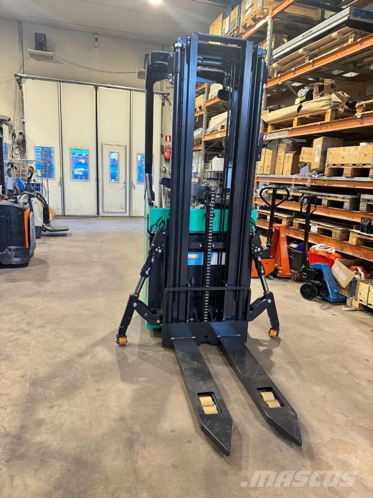 Mitsubishi SBR16N2 Самоходни товарачи