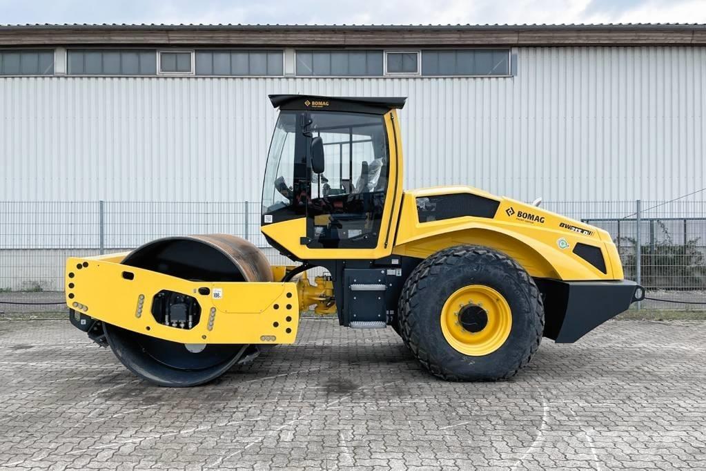 Bomag BW 213 D-5 Еднобарабанни ролки

