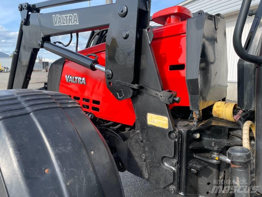 Valtra X 120 Трактори