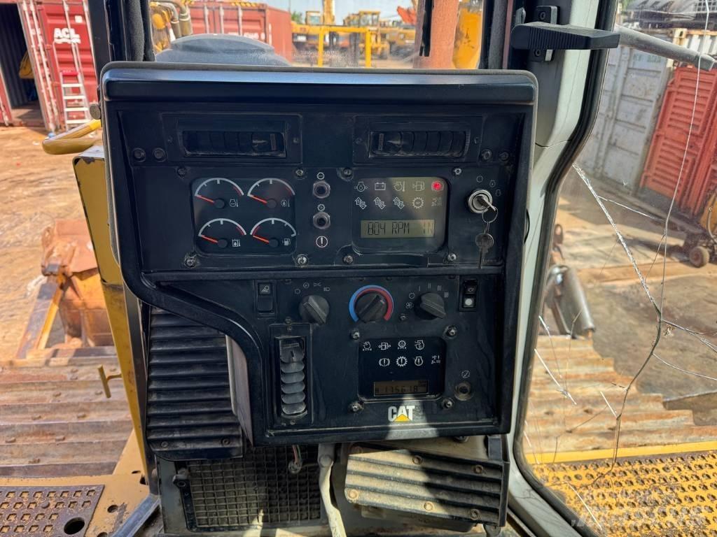 CAT D 6 R LGP Верижни булдозери
