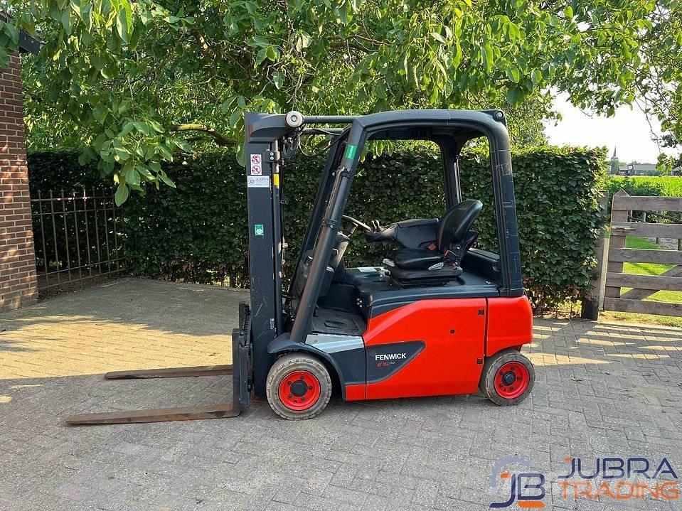 Linde E16P-02 Електрически вилични кари-повдигачи
