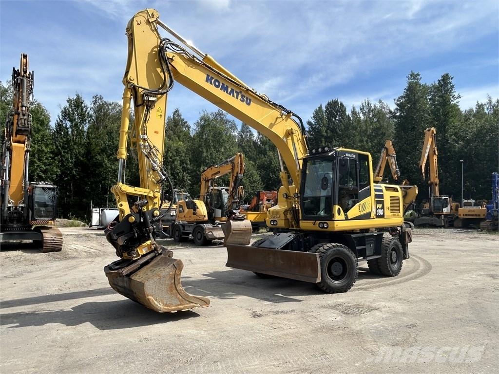 Komatsu PW 180-11 Колесни екскаватори