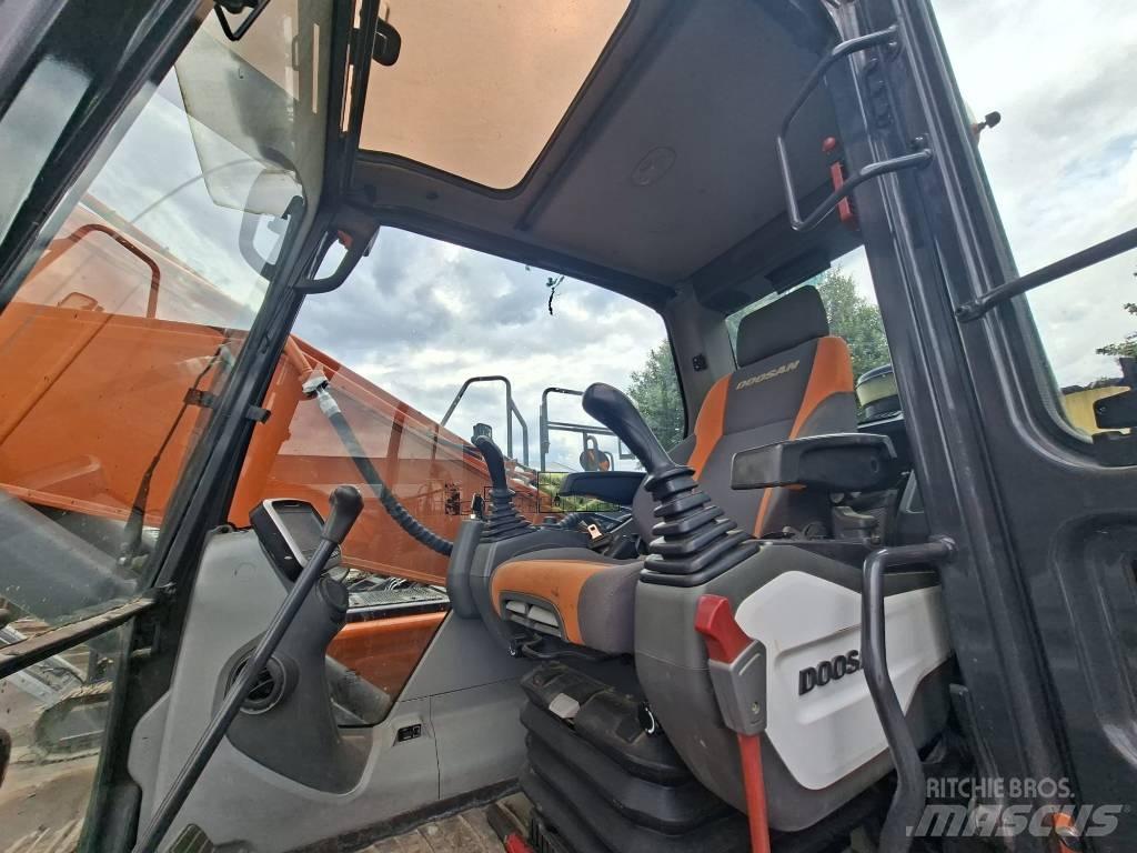 Doosan DX225LC-5 Верижен екскаватор