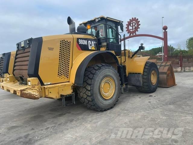 CAT 980 M Колесни товарачи