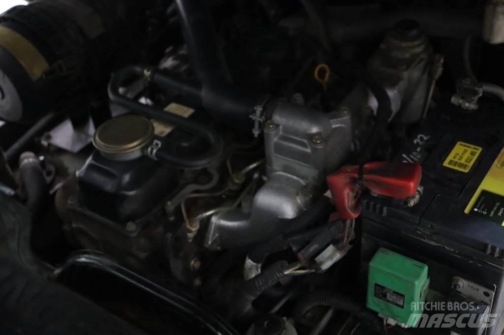 Nissan FGD02A30Q Дизелови камиони