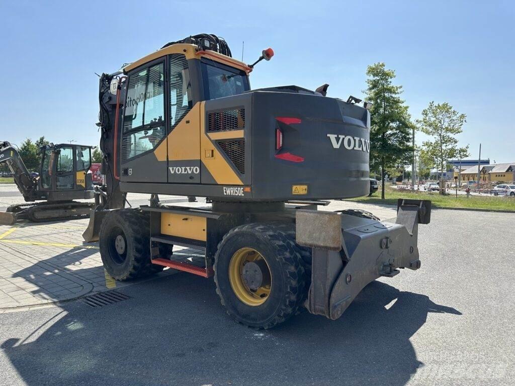 Volvo EWR150E Колесни екскаватори