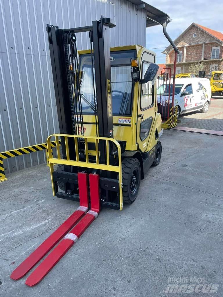 Hyster H2.5UT Дизелови камиони