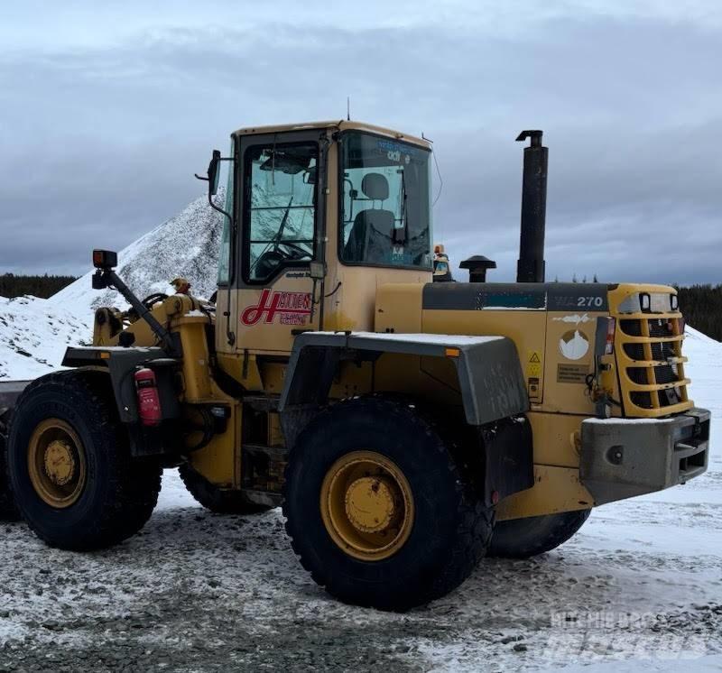 Komatsu WA 270 Колесни товарачи