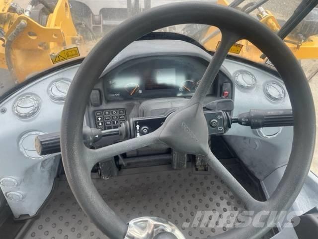 Volvo L 60 F Колесни товарачи