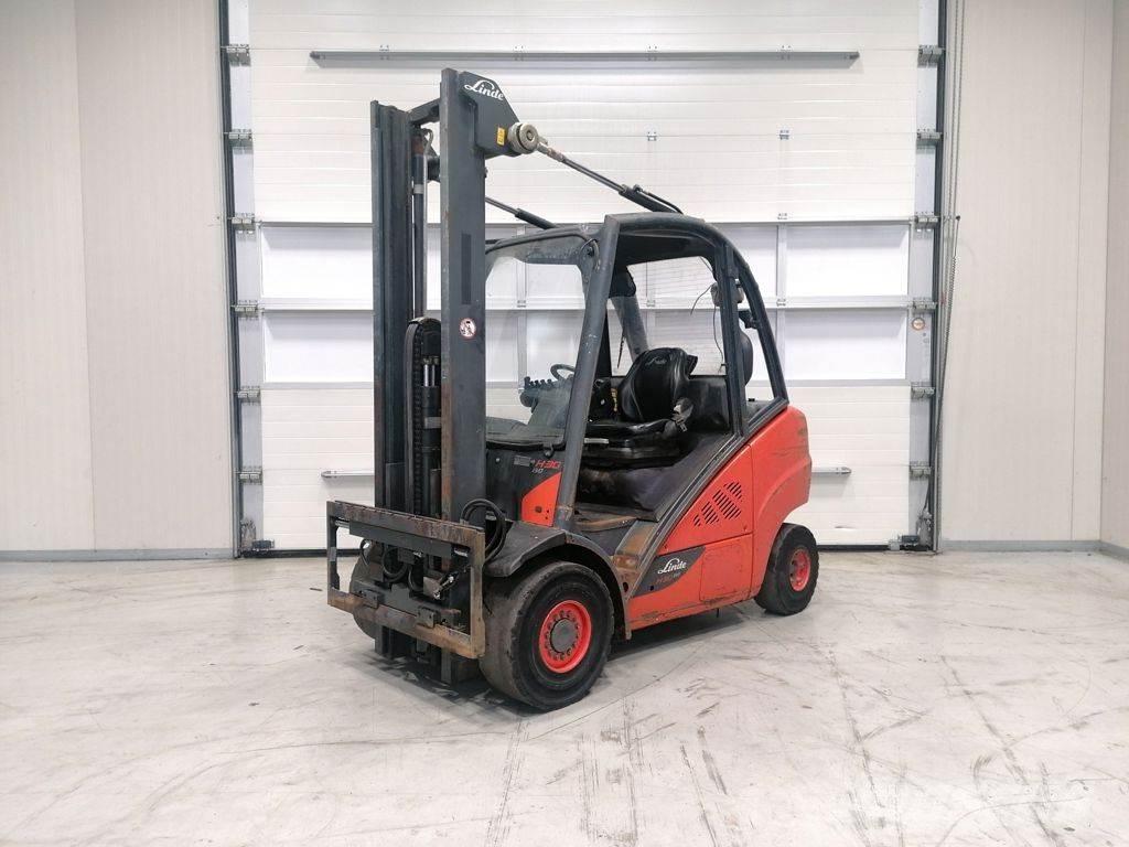 Linde H30D-02 Дизелови камиони