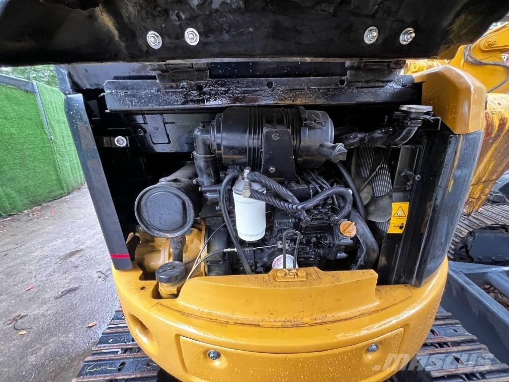 CAT 303 C CR Мини екскаватори < 7 т