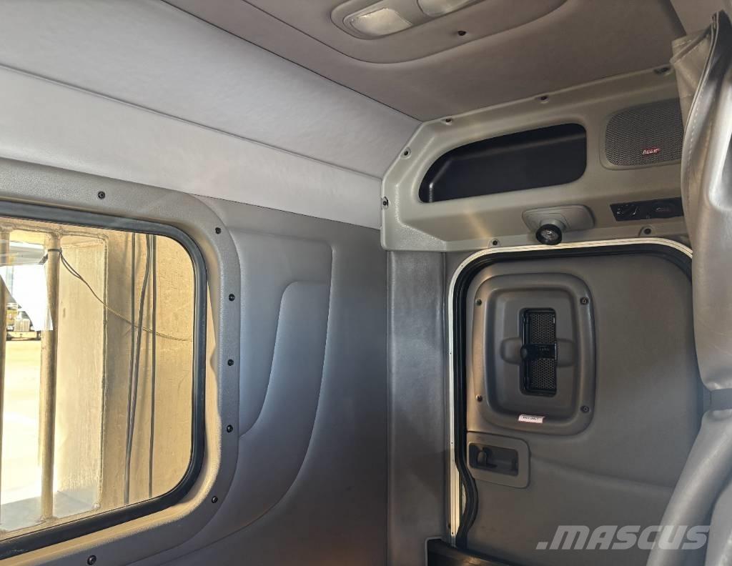 Peterbilt 389 Влекачи