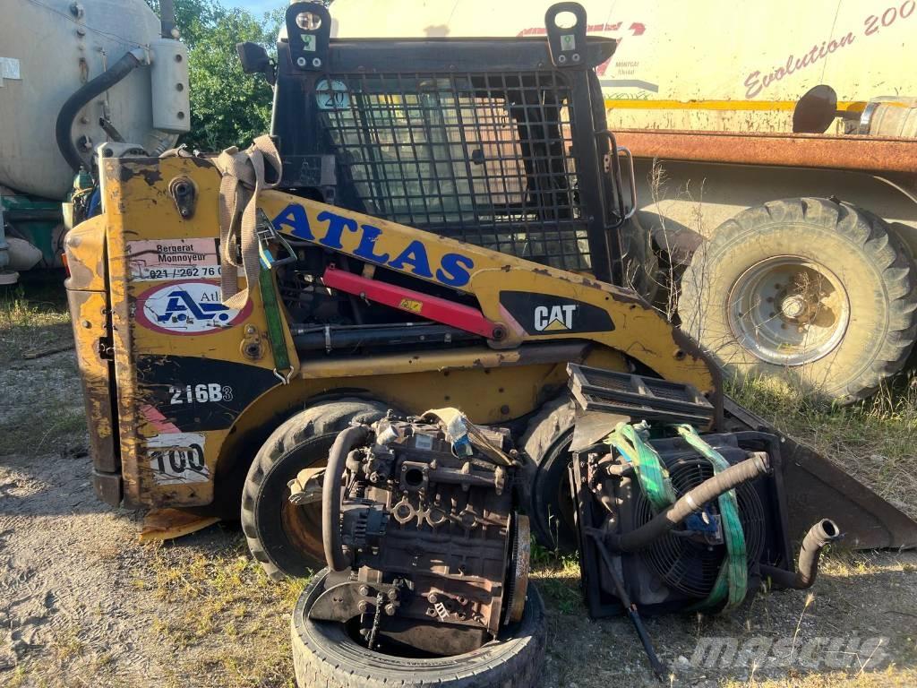 CAT 216 B 3 Шаси