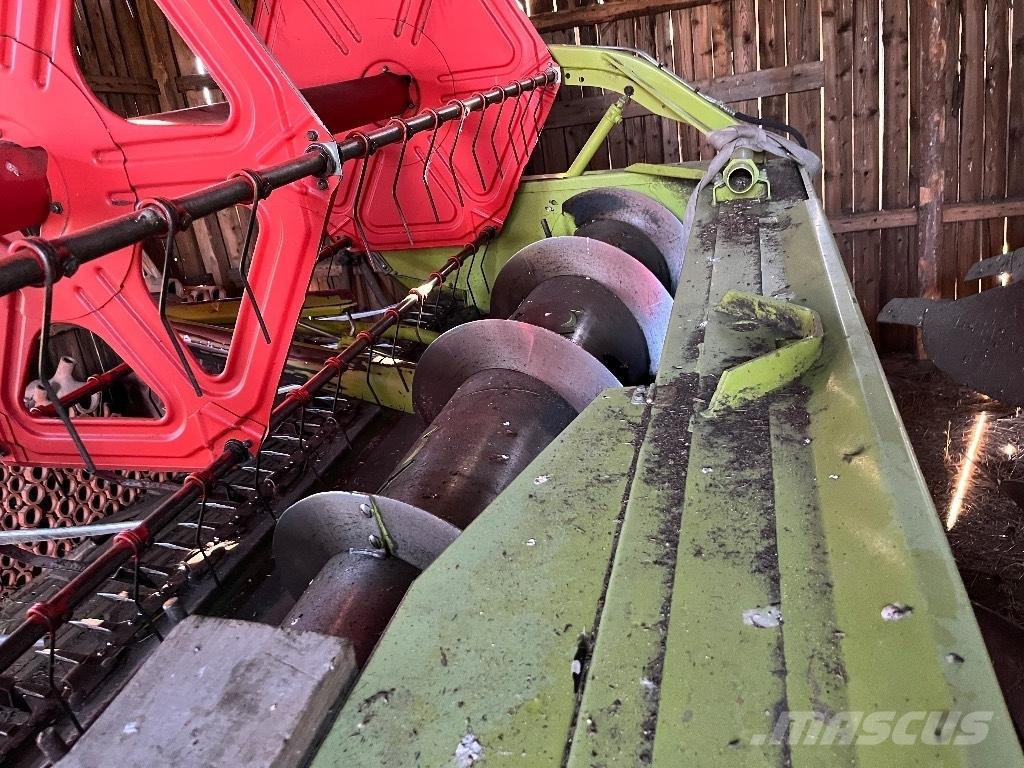 CLAAS Medion 310 Комбайни