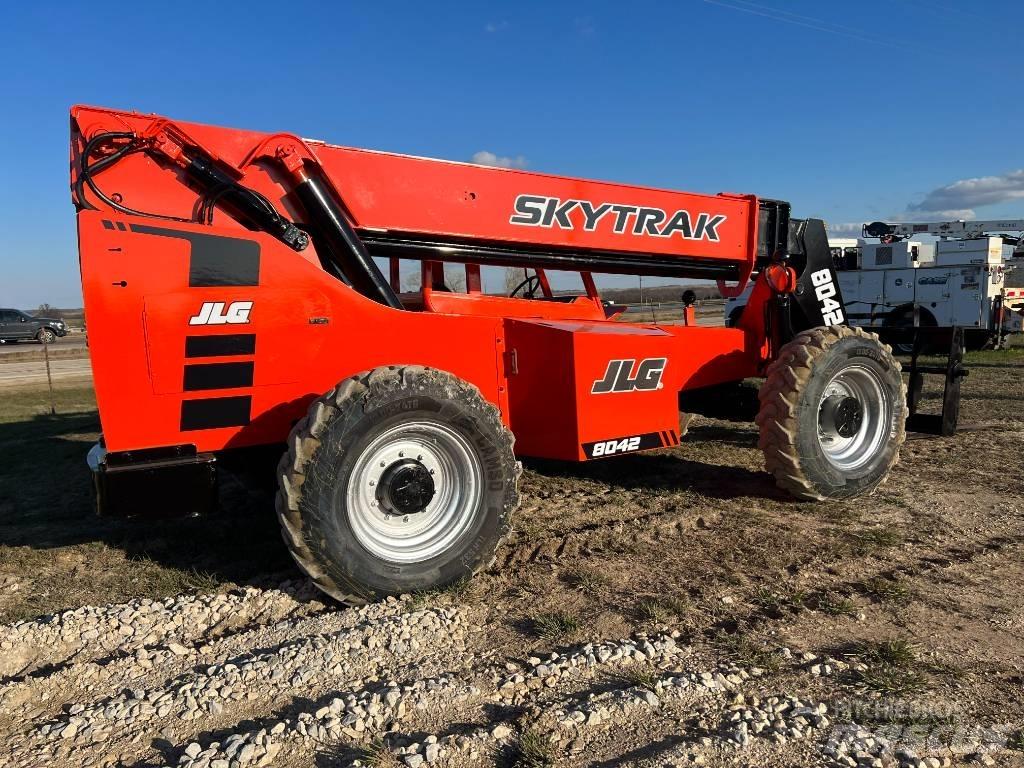 SkyTrak 8042 Телескопични товарачи