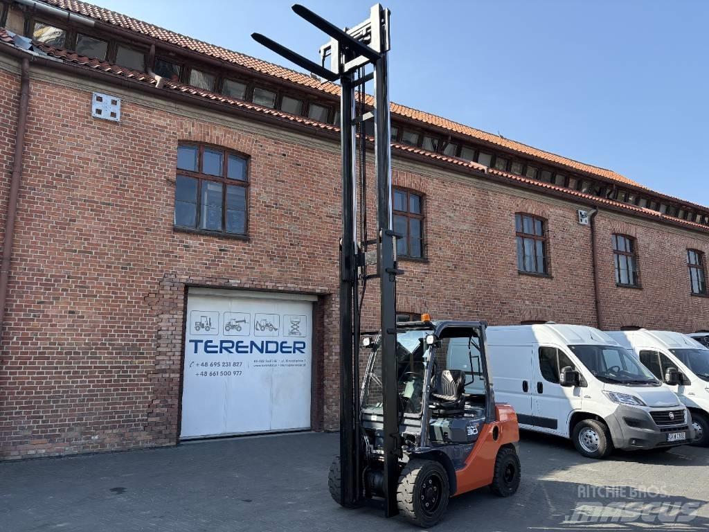 Toyota 06-8FD30F Дизелови камиони