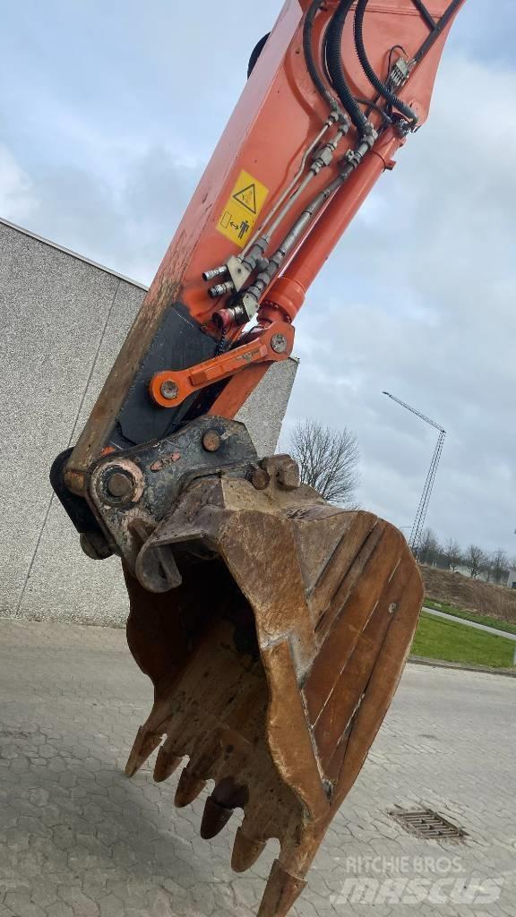 Hitachi ZX 300 LC-6 Верижен екскаватор