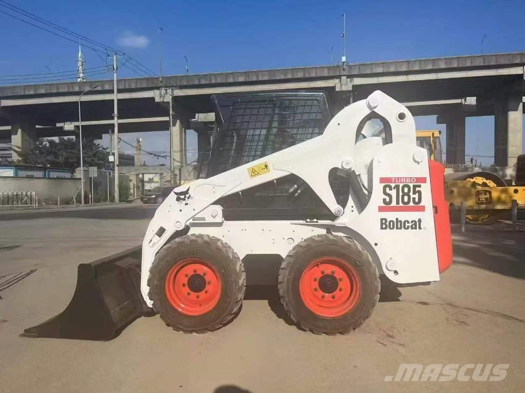Bobcat S 130 Мини товарачи
