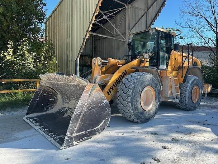Hyundai HL970 Колесни товарачи