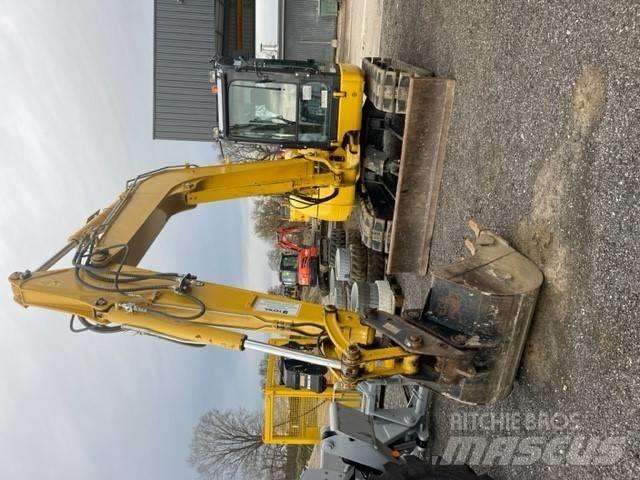 Komatsu PC80MR Телескопични товарачи