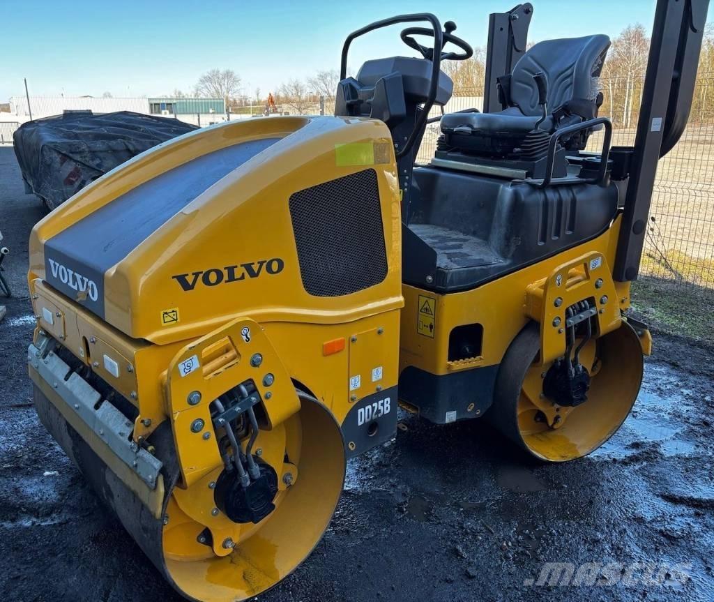 Volvo DD 25 B Двойни барабанни ролки
