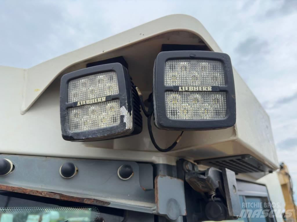 Liebherr PR 736 LGP Верижни булдозери
