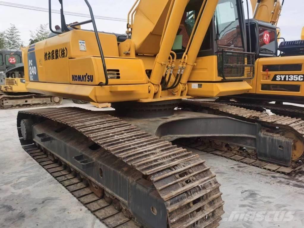 Komatsu PC 240 LC Верижен екскаватор